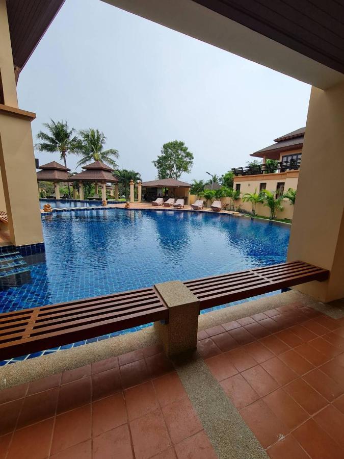 Elegancy Resort HHQ Exterior photo
