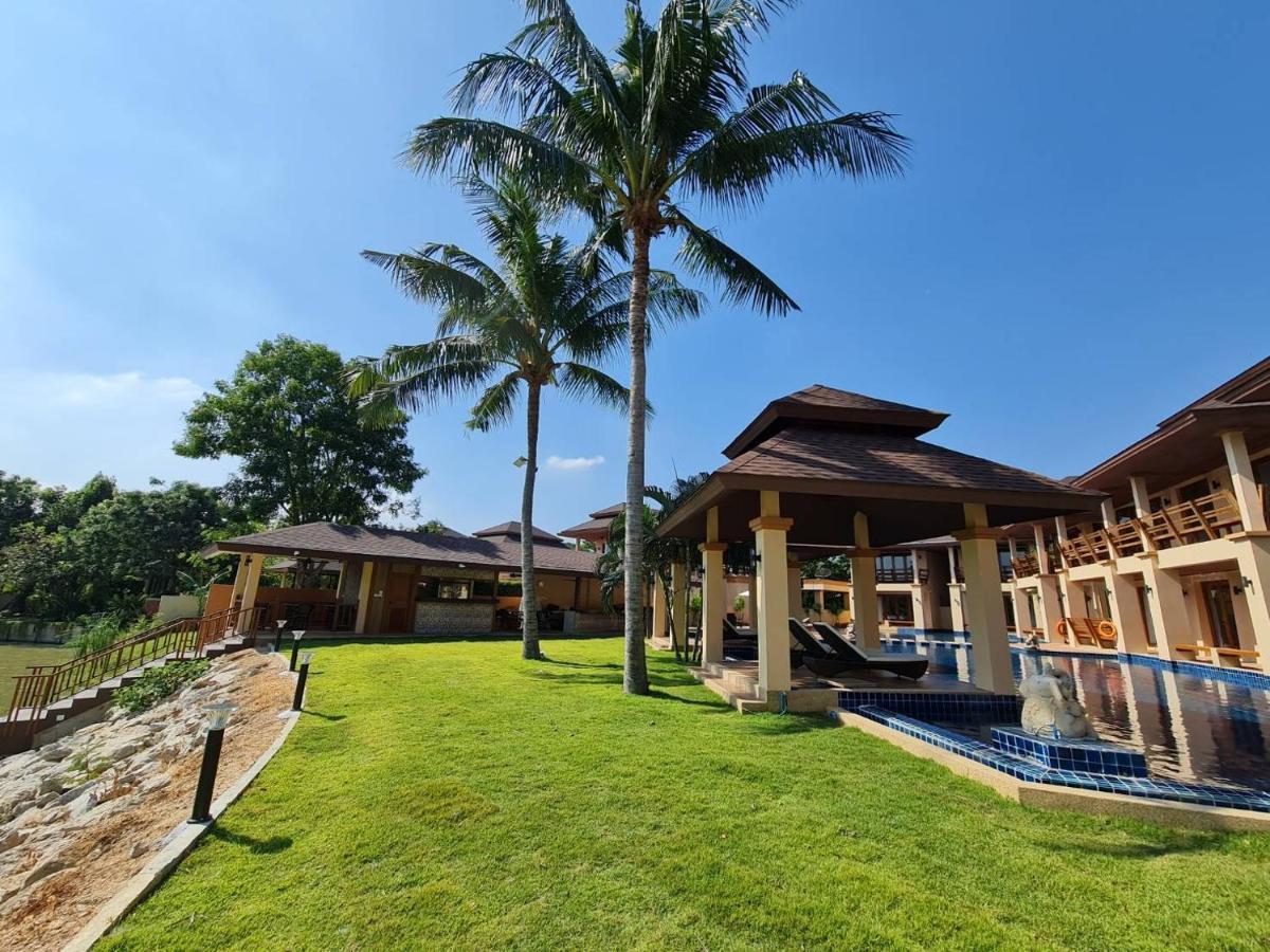 Elegancy Resort HHQ Exterior photo